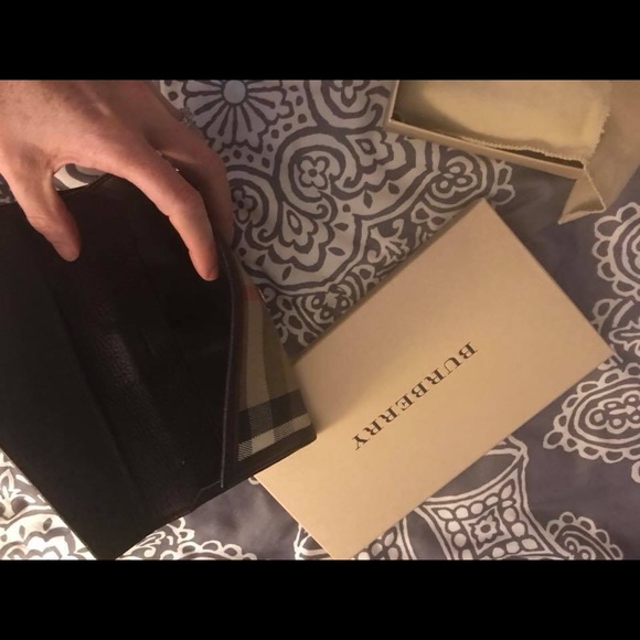 Burberry wallet - Picture 5 of 5